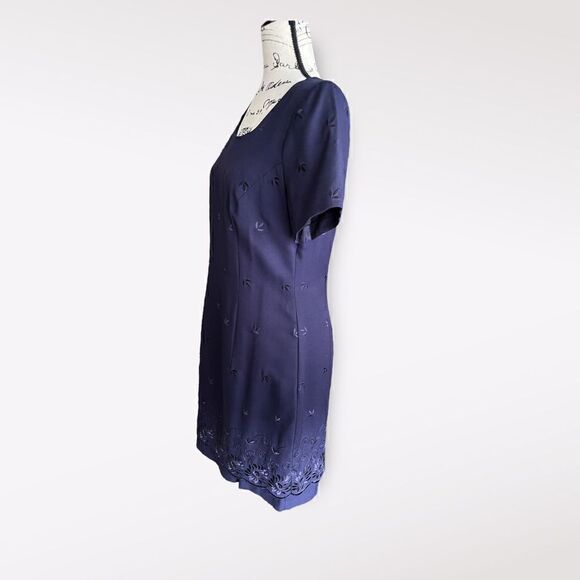 Plaza South 90’s Deep Purple Short Sleeve A-line Dress with Embroidery Size 10 - Picture 2 of 8